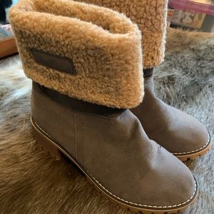 Woman’s Boots